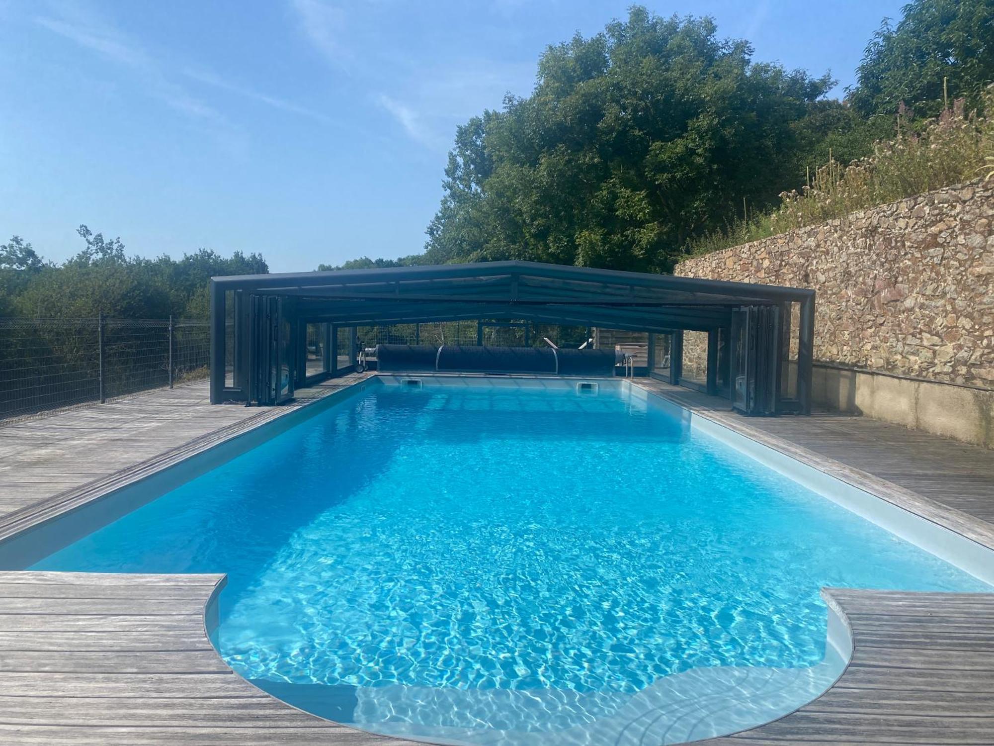 دينان Maison D'Hotes & Gites Domaine De La Garaye المظهر الخارجي الصورة
