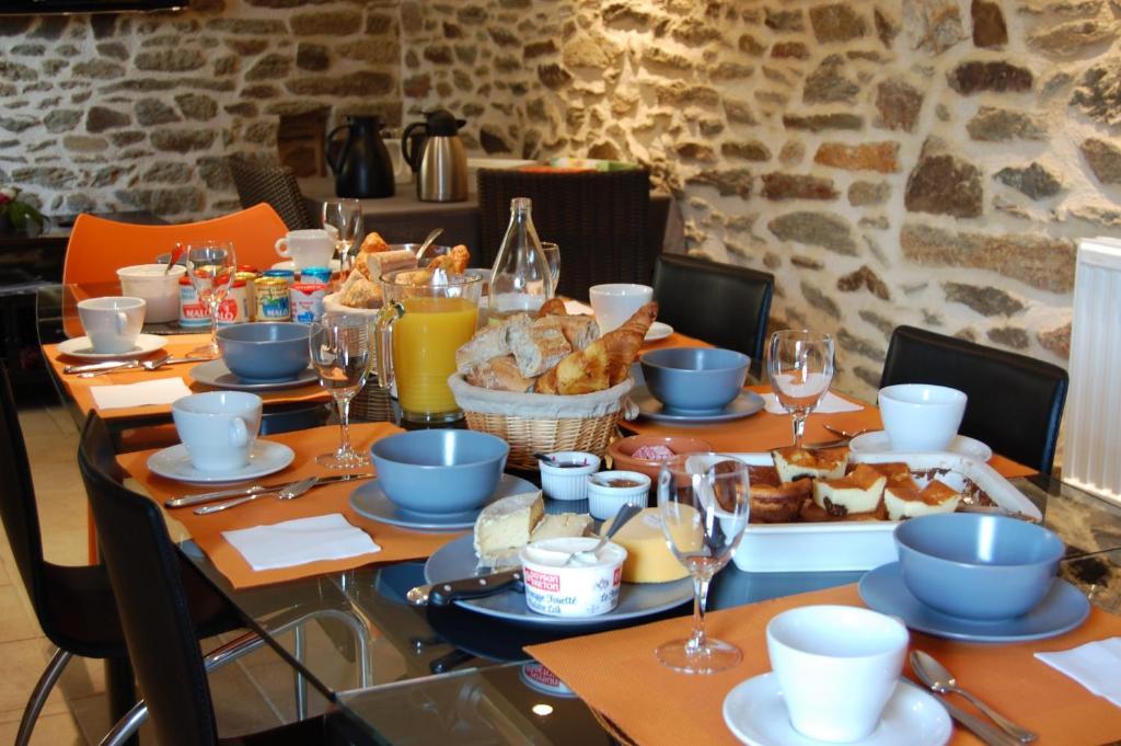 دينان Maison D'Hotes & Gites Domaine De La Garaye المظهر الخارجي الصورة